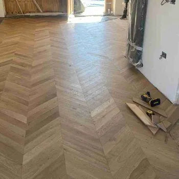 Fenston Carter Chevron Invisible Oak Oiled Flooring