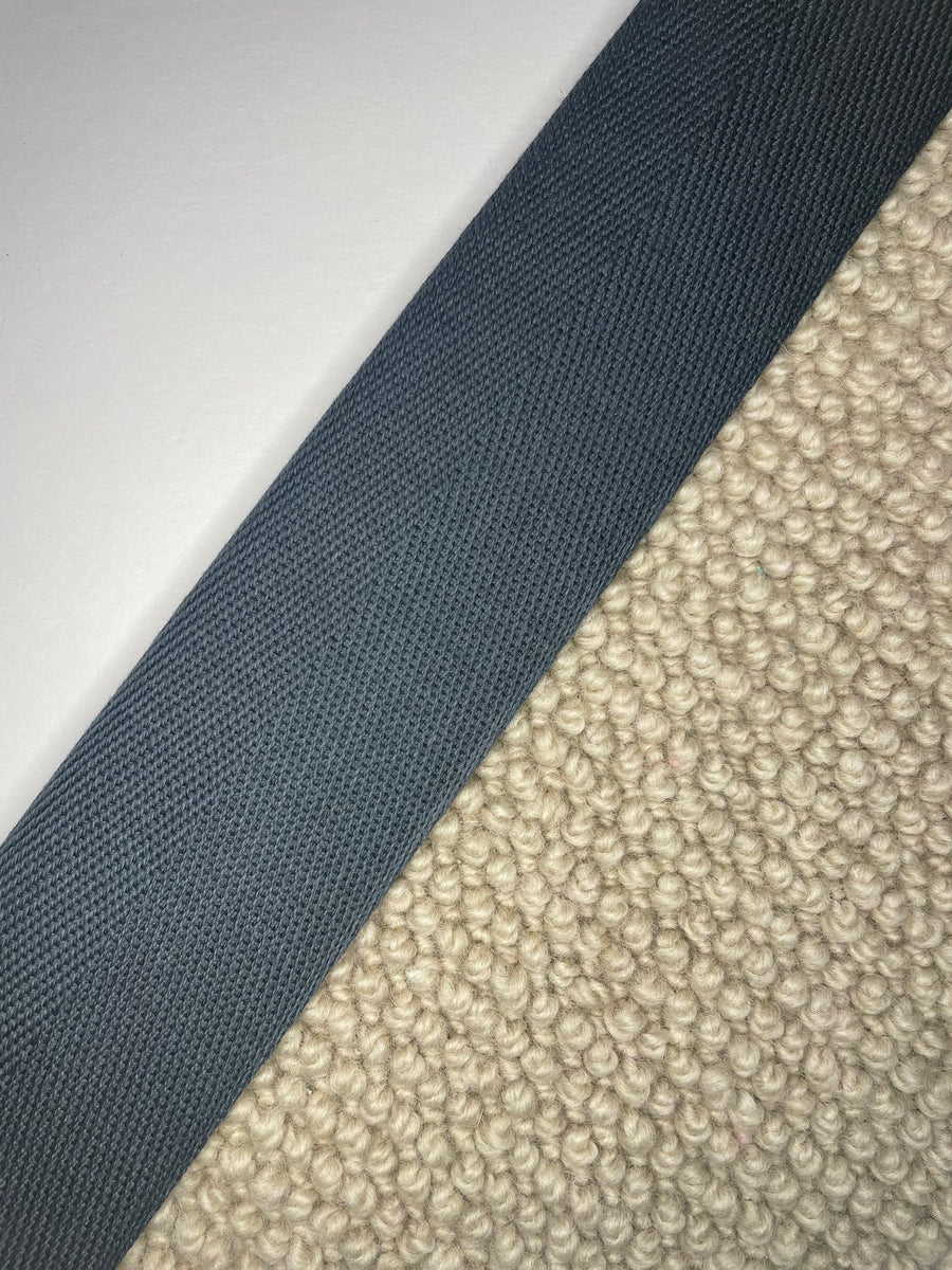 Herringbone Dark Shadow Border