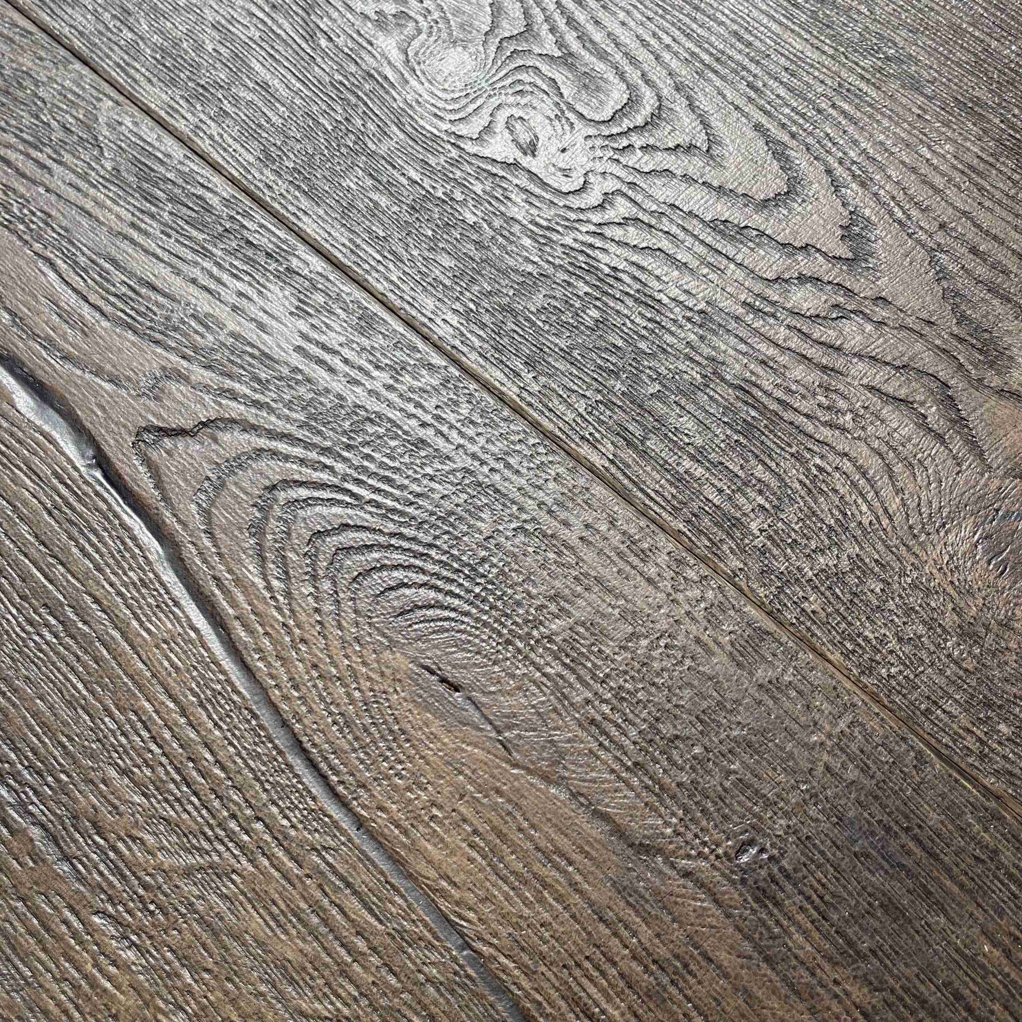 Fenston Carter Darkened Vintage Oak Distressed Oiled