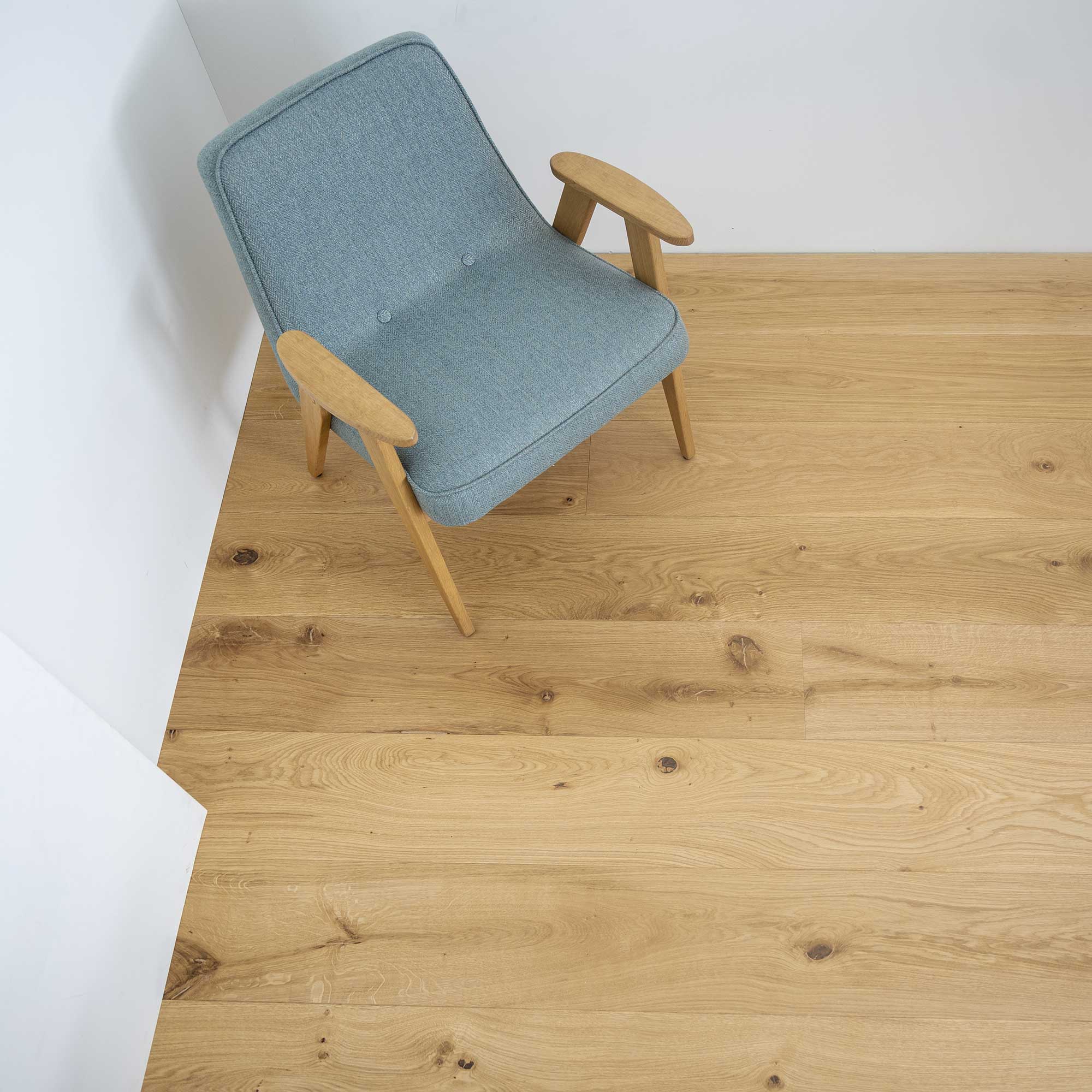 EG106 Broad Oak - Alpine Collection - V4 Wood Flooring