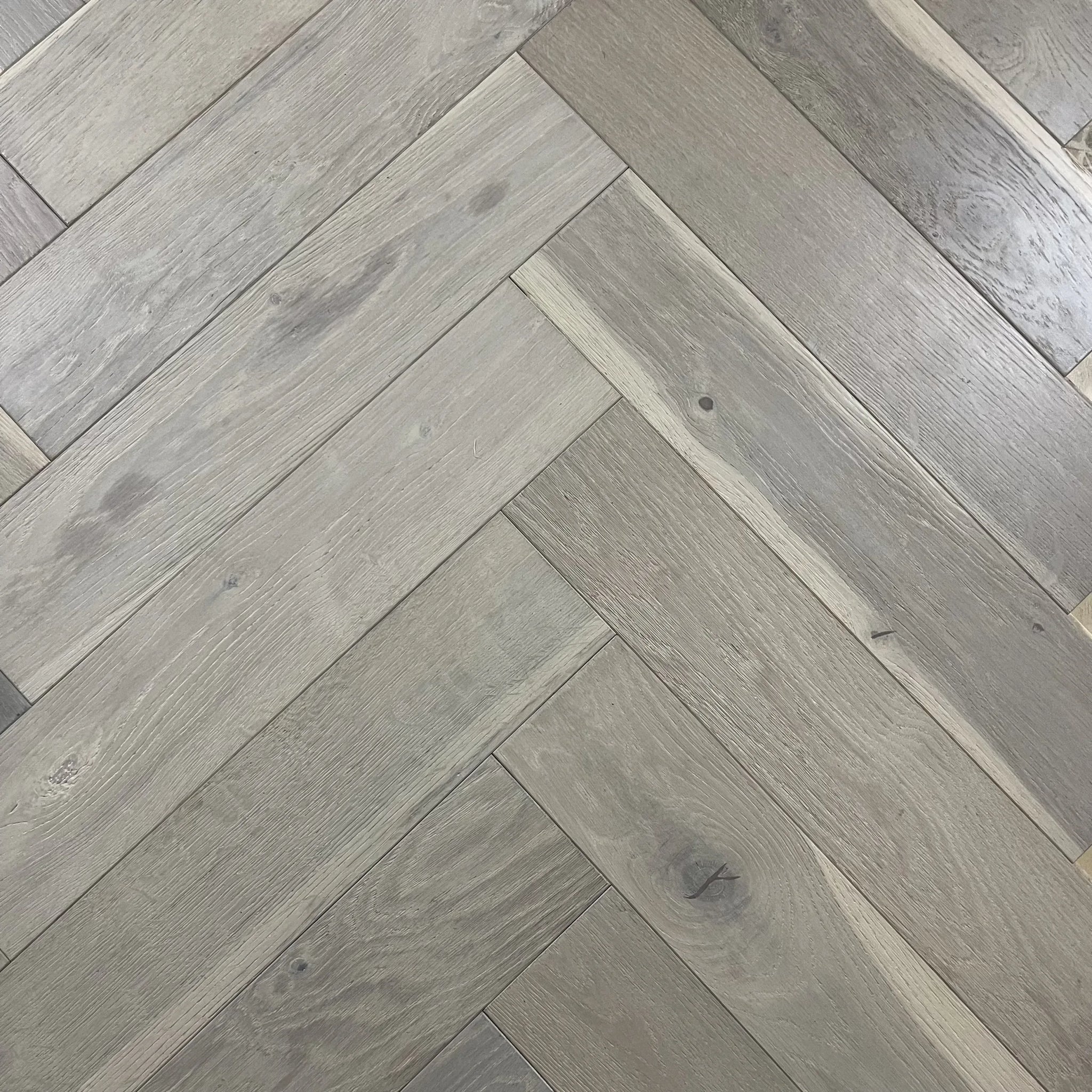 Fenston Carter Wood Flooring Cloud Oak Herringbone Flooring