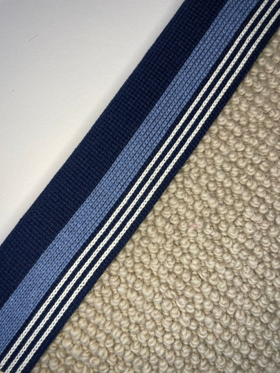 Stripe Holloway B Border