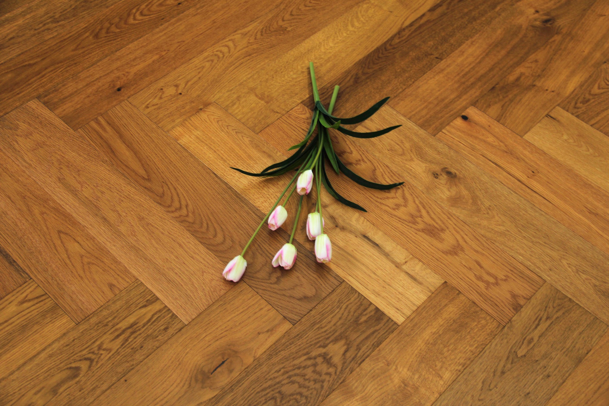 Maxzara H305 Smoked, Brushed, UV Oiled Herringbone Multiply T&G Oak Flooring