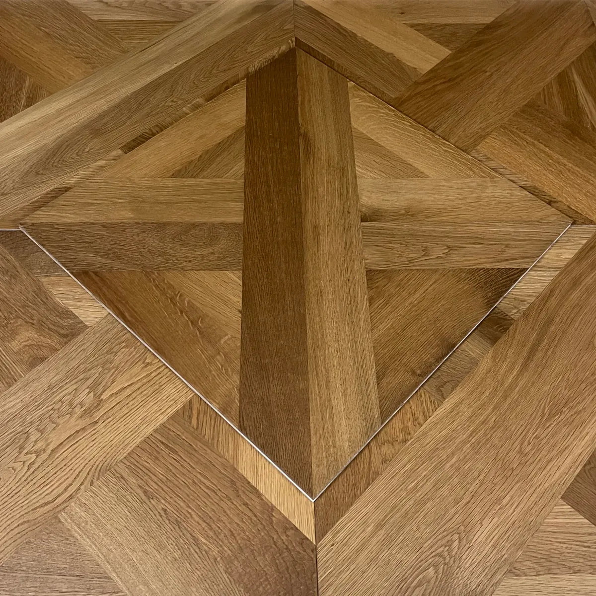 Fenston Carter Wood Flooring Versailles Smoked Oak Flooring – Fendi Prime AB Grade Brushed & Oiled