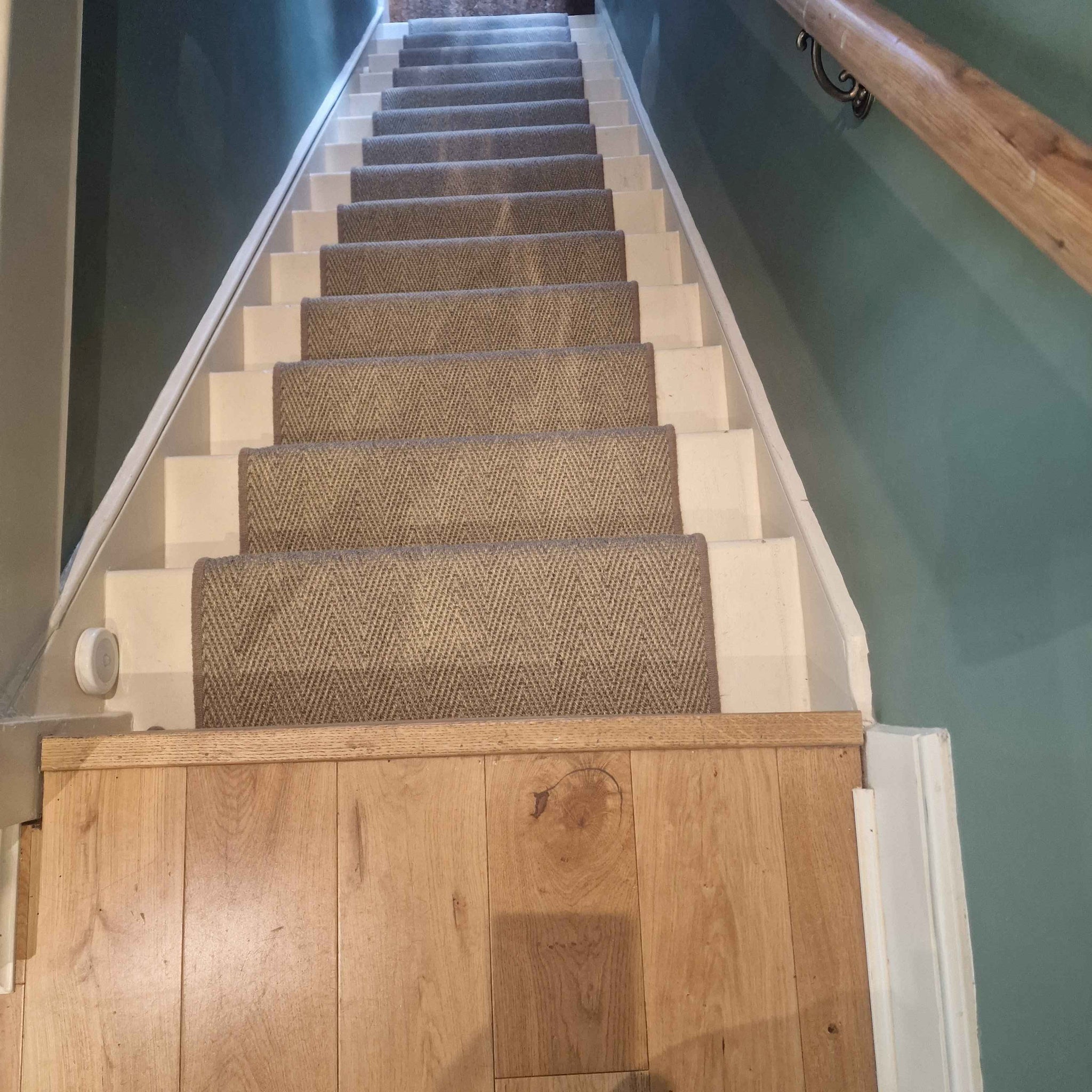 Custom size Ca-rPET Bouclé Re-affirm carpet stair runner with whipped edge