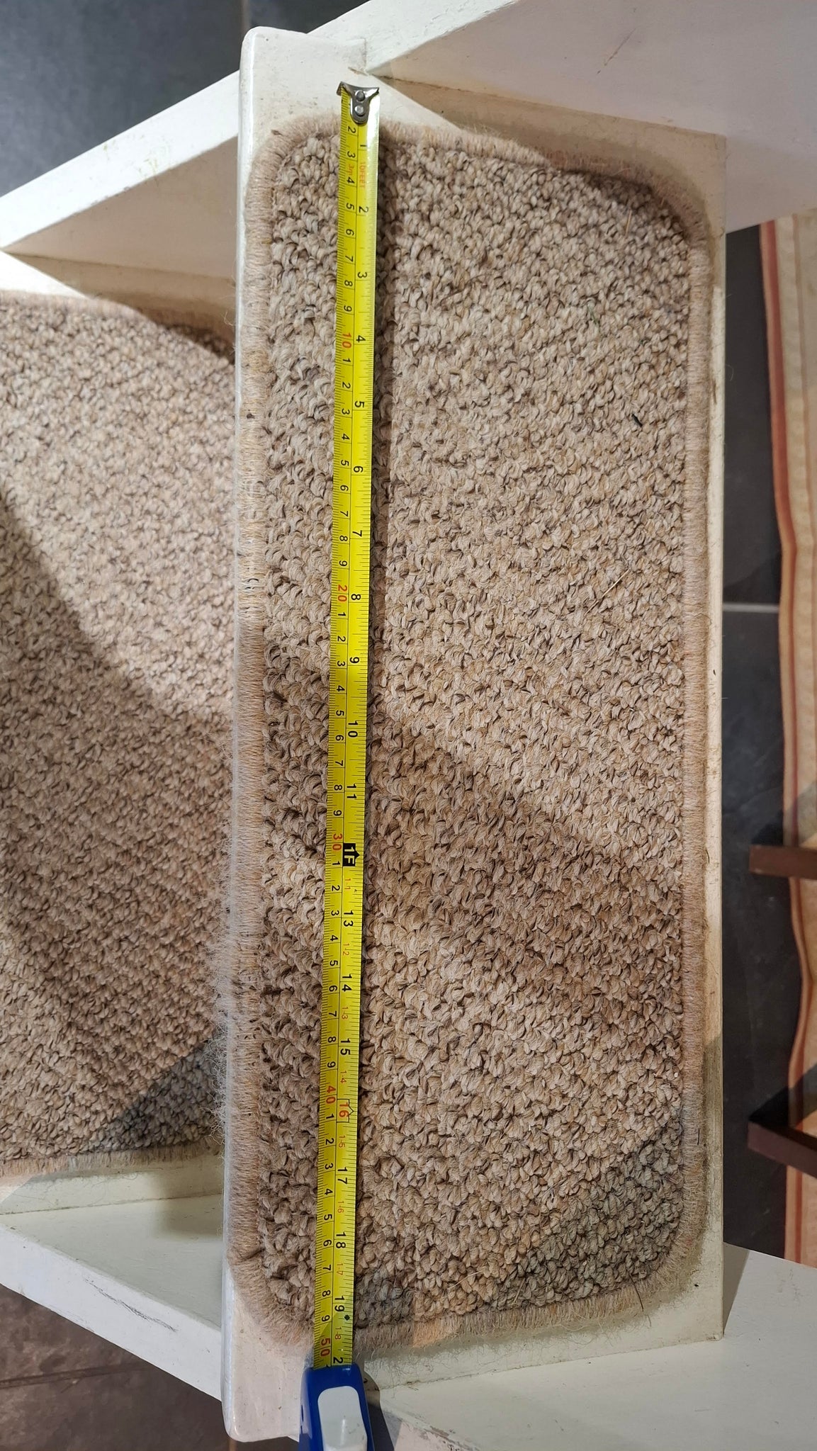 Hand-made small carpet rugs for treads, steps and stairs