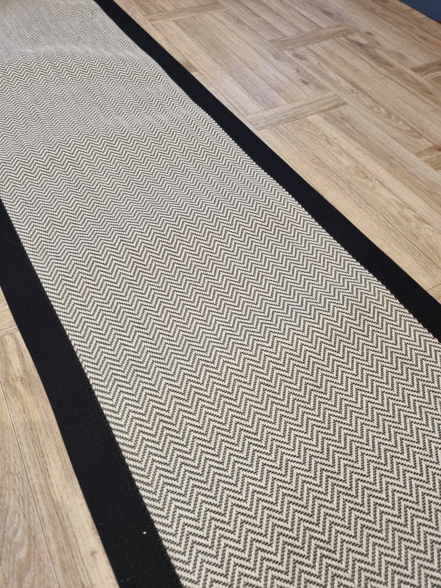 New! Black & White Herringbone Faux Sisal Carpet Stair Runner Black wh –  Fenstoncarter