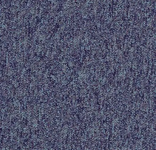 Tessera teviot 4380 blackcurrant carpet tile