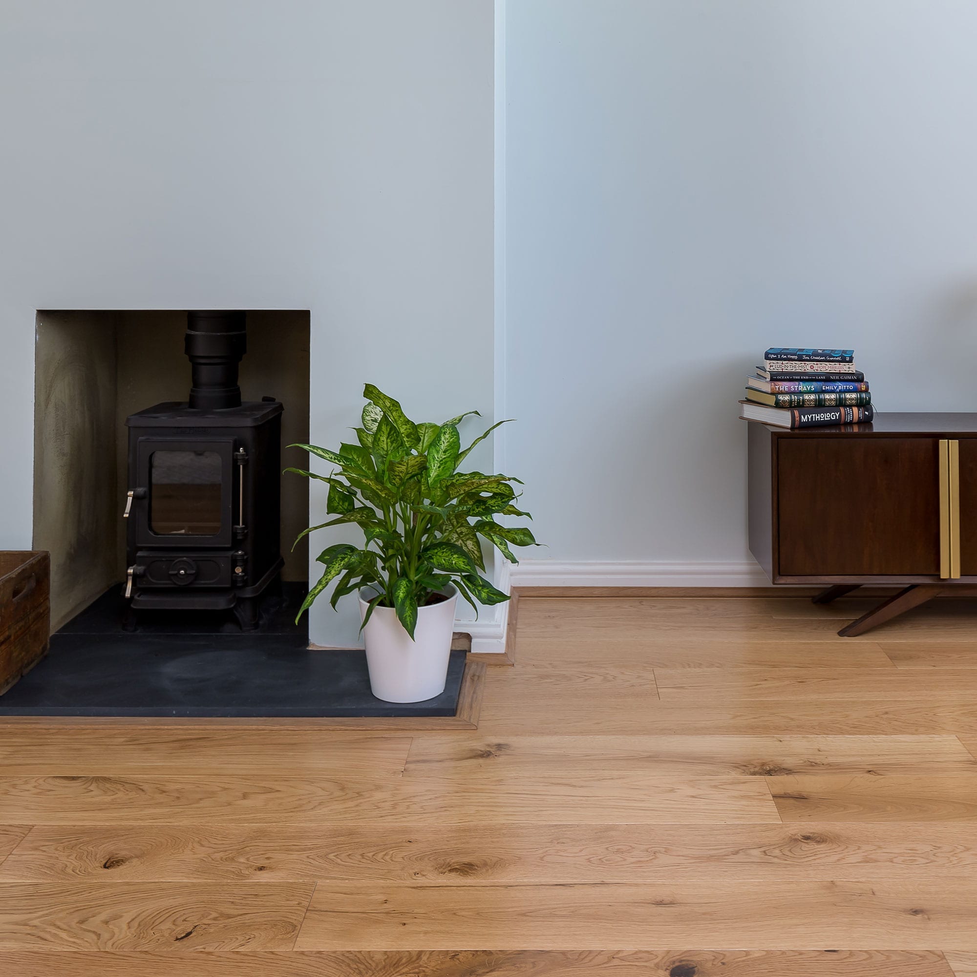 A101 Oak Satin Lacquer - Alpine Collection - V4 Wood flooring